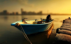 boats_widewallpaper_boat-at-sunset_83939
